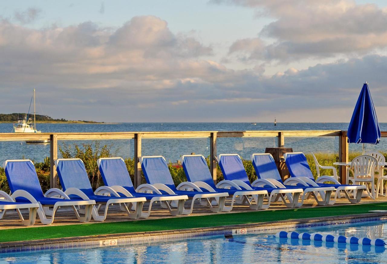 Harbor Resort