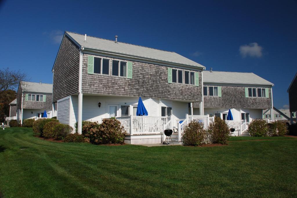 Harbor West Yarmouth